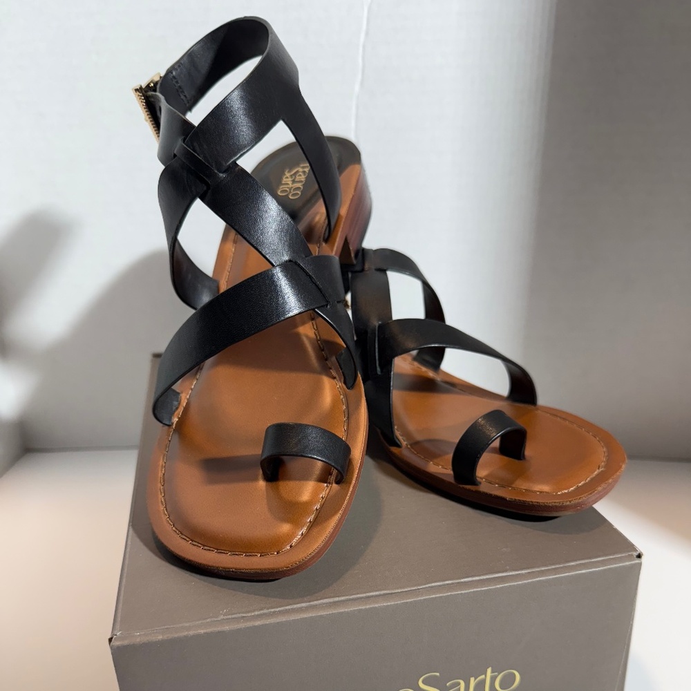 Franco Sarto Ina Toe-Loop Sandal